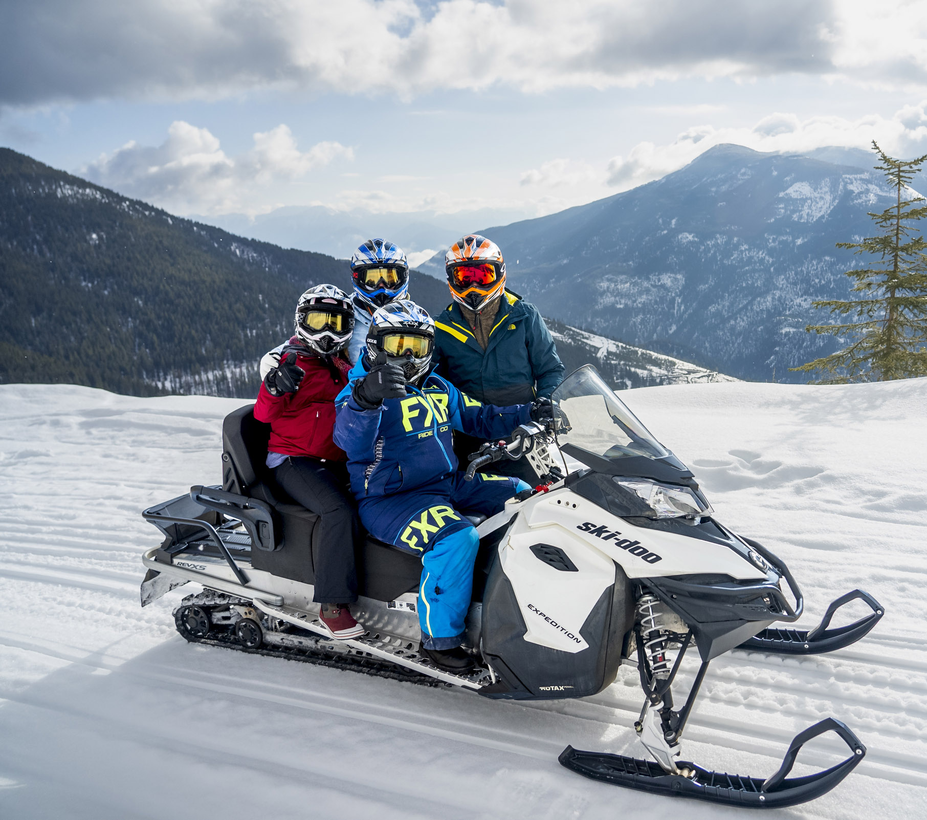 Mountain adventure excursion during a corporate incentive trip