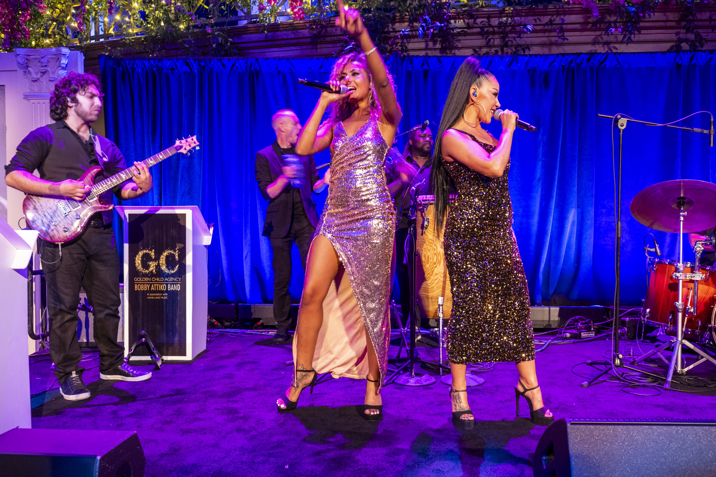 Live entertainment performer at incentive travel gala